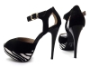  - Sand�lia
